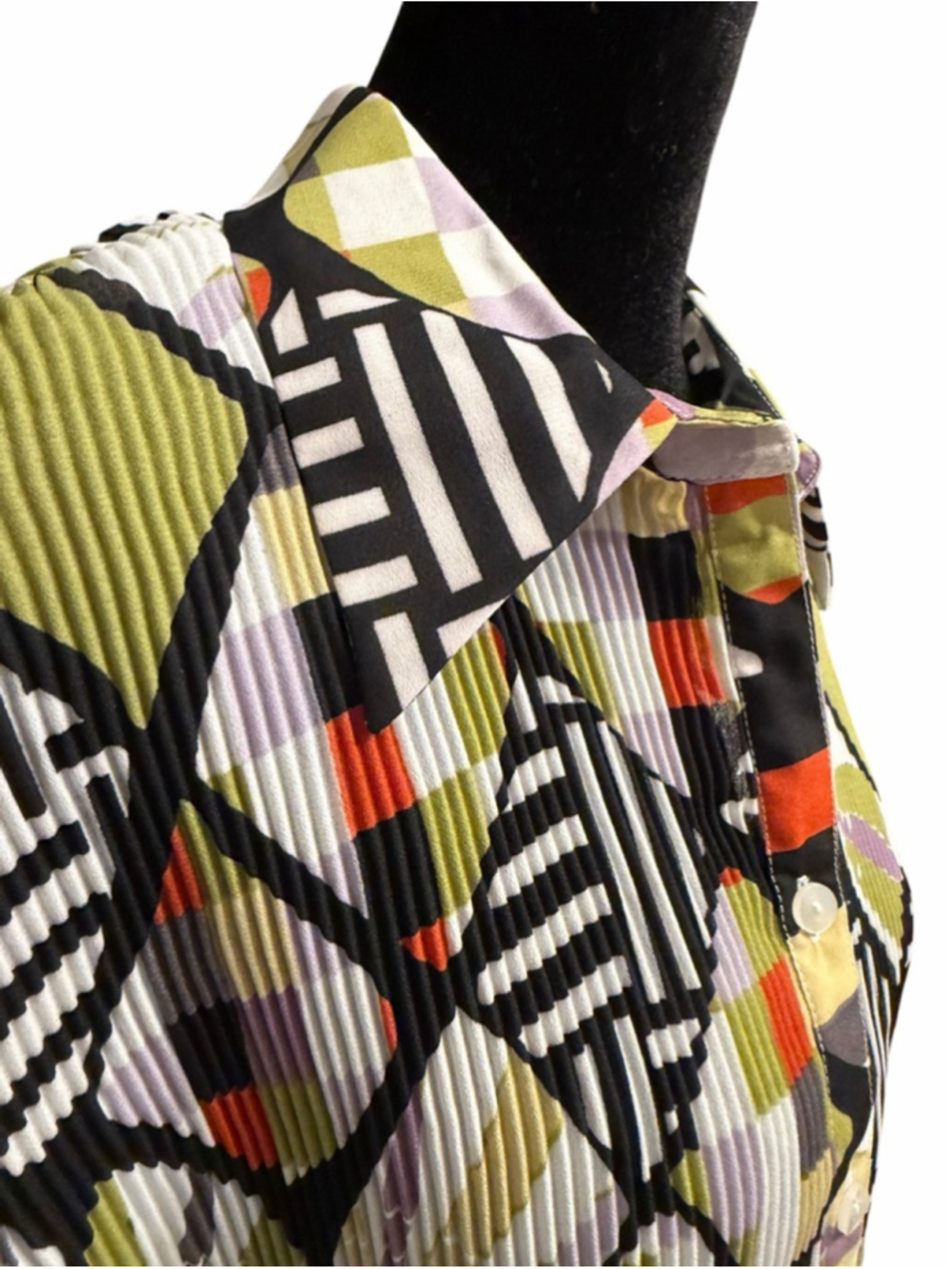 Women's Essentials by Milano Button Down Shirt XL Green Black Geometric - Picture 2 of 7